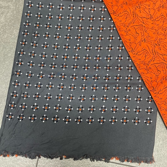 Authentic Hermes Silk and Cashmere Skinny Stole - Picture 3 of 3